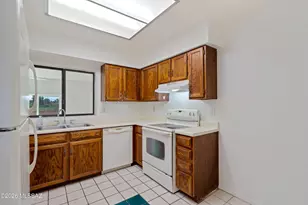 1169 Circulo Canario, Rio Rico, AZ 85648 - Photo 15