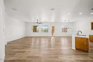 3911 E Ruffian Rd, Tucson, AZ 85739 - Photo 11