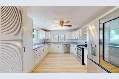 31513 E Sianna Drive, Marana, AZ 85658 - Photo 13
