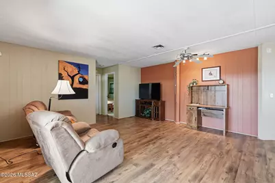 1641 N Pacana Way, Green Valley, AZ 85614 - Photo 9