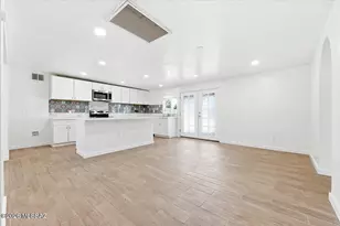 8581 E Lee Pl, Tucson, AZ 85715 - Photo 9