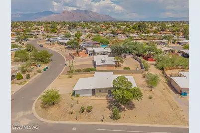 7460 N Oldfather Drive, Tucson, AZ 85741 - Photo 1