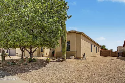 8269 W Calle Escorial, Tucson, AZ 85757 - Photo 3