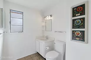 211 W Camino Alameda, Green Valley, AZ 85614 - Photo 13