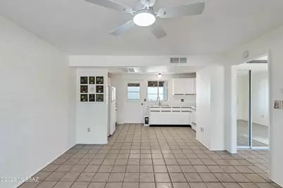 211 W Camino Alameda #A, Green Valley, AZ 85614 - Photo 5