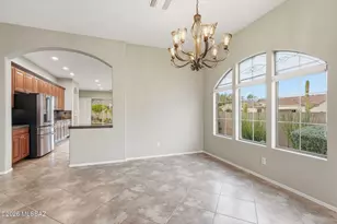 1230 W Lyle Ln, Oro Valley, AZ 85755 - Photo 13