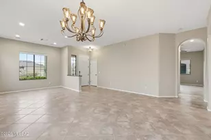 1230 W Lyle Ln, Oro Valley, AZ 85755 - Photo 11