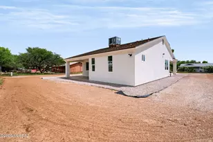 422 Curry St, Rio Rico, AZ 85648 - Photo 21