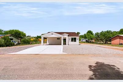 422 Curry Street, Rio Rico, AZ 85648 - Photo 1