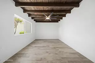 8546 E Pine Valley Dr, Tucson, AZ 85710 - Photo 5