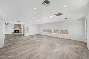 8546 E Pine Valley Dr, Tucson, AZ 85710 - Photo 9