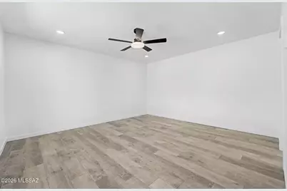 8546 E Pine Valley Drive, Tucson, AZ 85710 - Photo 19