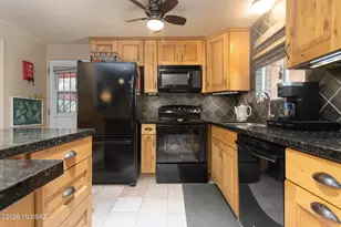 8625 N Mulberry Dr, Tucson, AZ 85704 - Photo 25