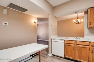 1429 W De Nada, Green Valley, AZ 85622 - Photo 5