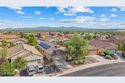 9676 N Deimos Drive, Tucson, AZ 85743 - Photo 33