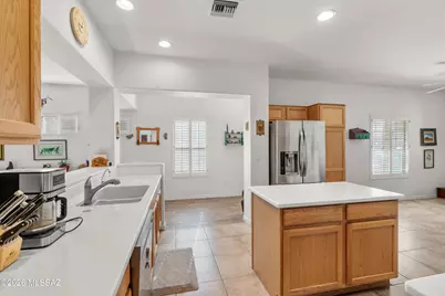 9676 N Deimos Drive, Tucson, AZ 85743 - Photo 7