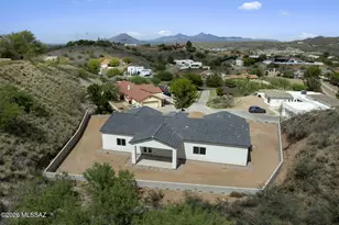 935 W Mariopsa Hills Dr, Nogales, AZ 85621 - Photo 5