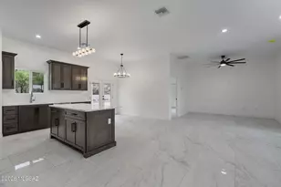 935 W Mariopsa Hills Dr, Nogales, AZ 85621 - Photo 15