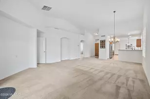 38924 S Casual Dr, Saddlebrooke, AZ 85739 - Photo 11