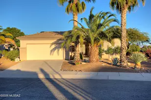56 N Cape Royal Dr, Green Valley, AZ 85614 - Photo 3