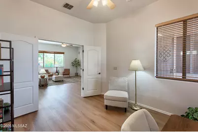 56 N Cape Royal Drive, Green Valley, AZ 85614 - Photo 15