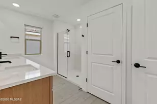 5951 E Benburb Ln, Tucson, AZ 85756 - Photo 17