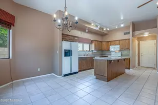 1865 E Andromeda Pl, Tucson, AZ 85737 - Photo 13