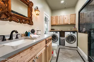 304 Curve St, Bisbee, AZ 85603 - Photo 23