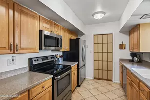 3940 E Timrod St, Tucson, AZ 85711 - Photo 11