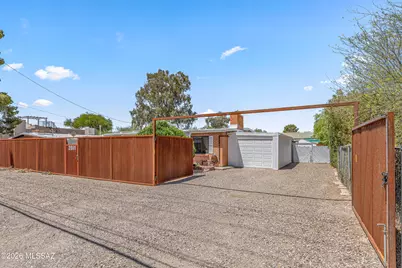 2861 N Swan Road, Tucson, AZ 85712 - Photo 3