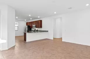 7093 W Muirwood Ln, Tucson, AZ 85757 - Photo 5