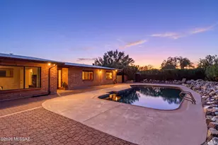 1235 E Moonridge Rd, Tucson, AZ 85718 - Photo 39