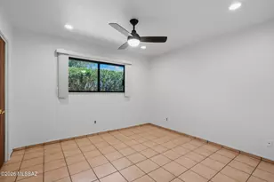 1235 E Moonridge Rd, Tucson, AZ 85718 - Photo 25