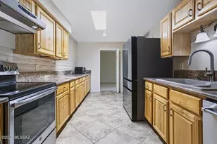 170 E Mountain Morning Dr E, Tucson, AZ 85704 - Photo 11