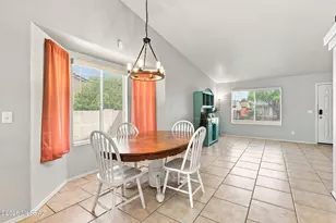 10126 E Rainbow Meadow Dr, Tucson, AZ 85747 - Photo 7