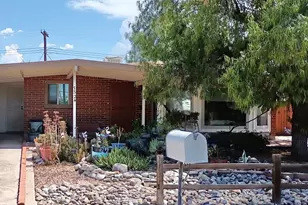 7324 E Random Ridge Dr, Tucson, AZ 85710 - Photo 3