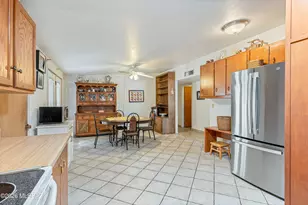 7324 E Random Ridge Dr, Tucson, AZ 85710 - Photo 13