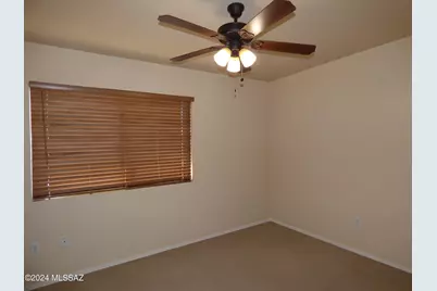 1077 N Riverside Drive #3, Tucson, AZ 85745 - Photo 17
