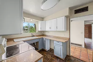 16350 S Observatory Pl, Vail, AZ 85641 - Photo 9