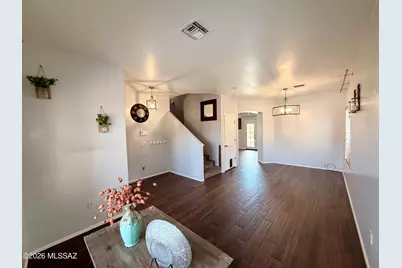 8025 W Sunfire Drive, Tucson, AZ 85743 - Photo 3