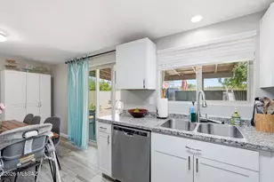 627 W Acadia Dr, Tucson, AZ 85756 - Photo 13