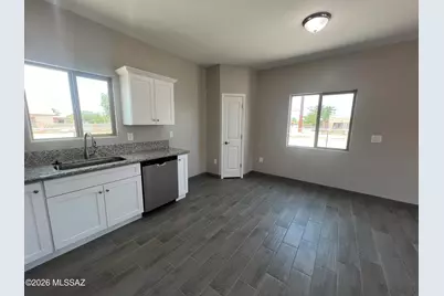 802 E 35th Street #1, Tucson, AZ 85713 - Photo 3