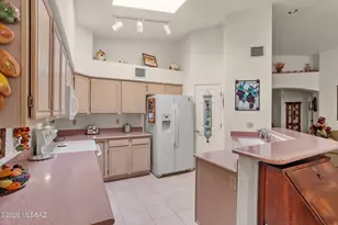 10639 E Northern Crest Dr, Tucson, AZ 85748 - Photo 13