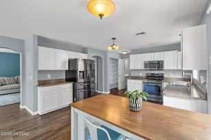 8017 S Wild Primrose Ave, Tucson, AZ 85747 - Photo 11
