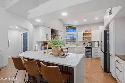 1352 W Hopbush Way, Tucson, AZ 85704 - Photo 13