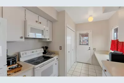 338 N Calle Del Chancero, Green Valley, AZ 85614 - Photo 5