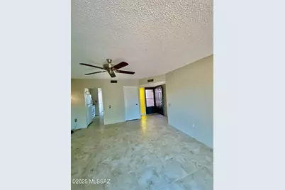 338 N Calle Del Chancero, Green Valley, AZ 85614 - Photo 3