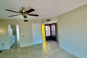 338 N Calle Del Chancero, Green Valley, AZ 85614 - Photo 3