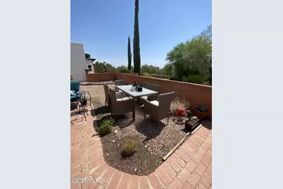 338 N Calle Del Chancero, Green Valley, AZ 85614 - Photo 13