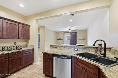 465 W Deerwood Lane, Green Valley, AZ 85614 - Photo 7